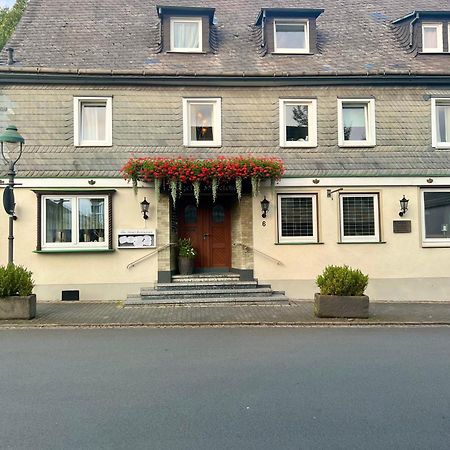 Hetzel'S Hotelchen Olpe bei Meschede Exterior foto
