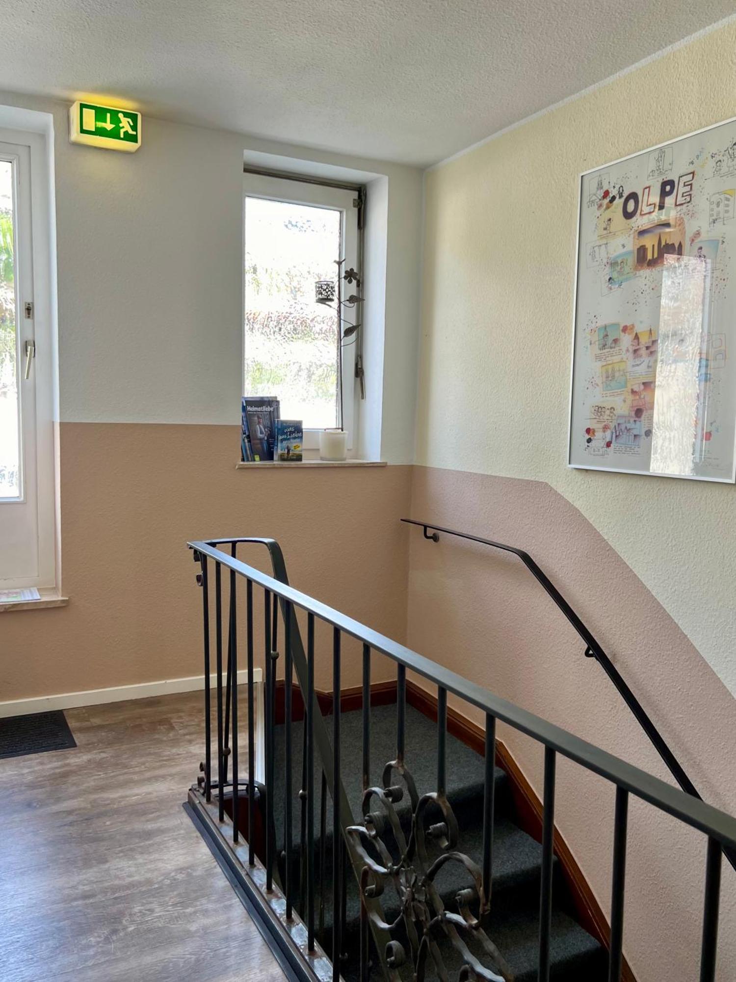Hetzel'S Hotelchen Olpe bei Meschede Exterior foto